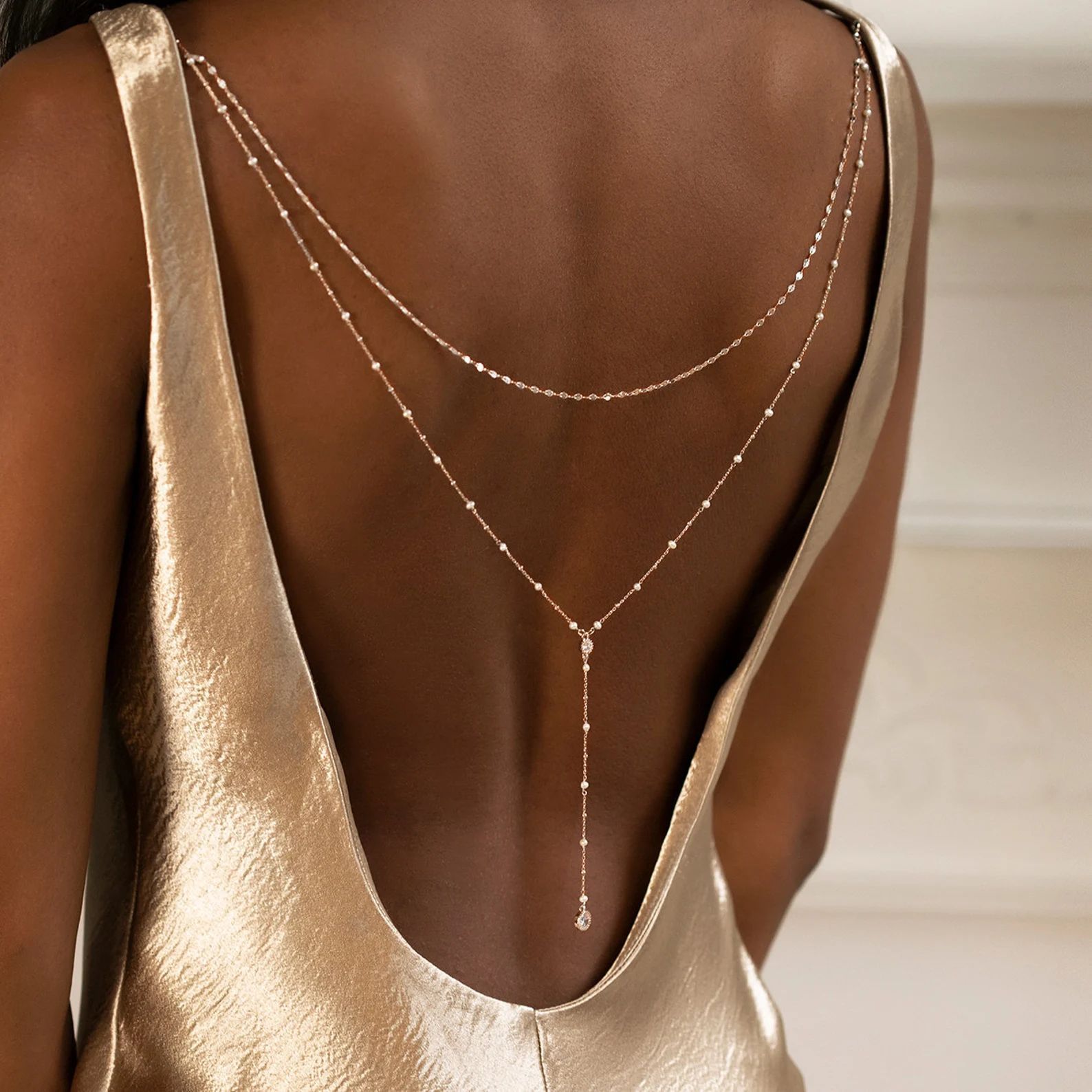 Feine vergoldete CZ-Perlen-Rüc – Body Jewelry For Backless Dress Bewertung und Preis